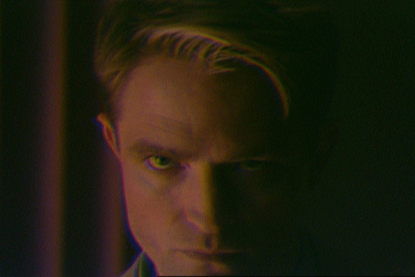 Robert Pattinson plays Chris Hansen, the host of To Catch a Predator, in the new movie Primetime.