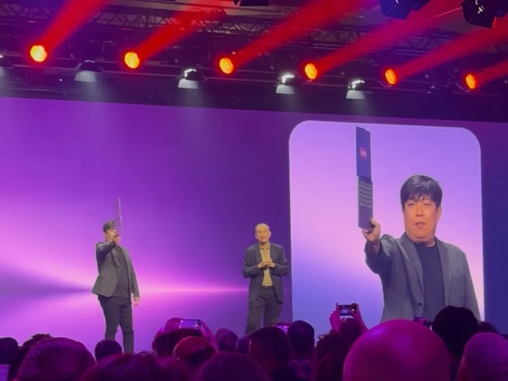 Lenovo projectaero 1