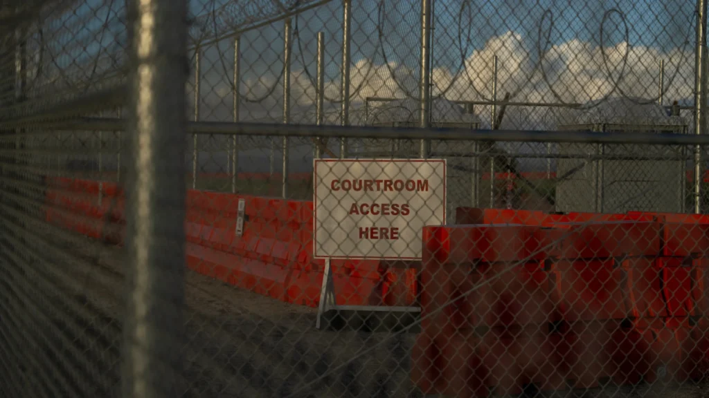 02dc coletrial kcwb videosixteenbynine3000