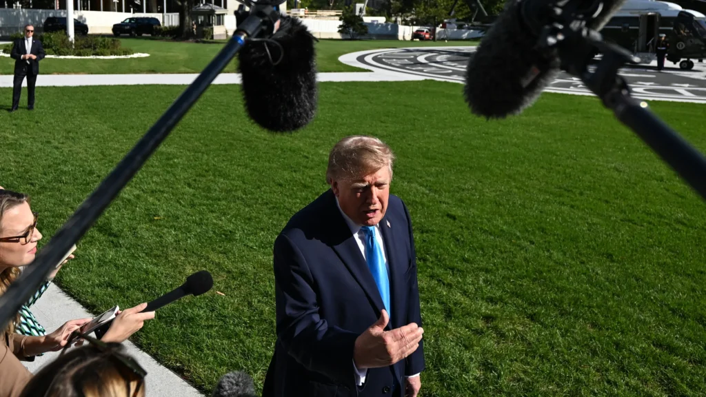 06pol trump ads alt fmcv videosixteenbynine3000