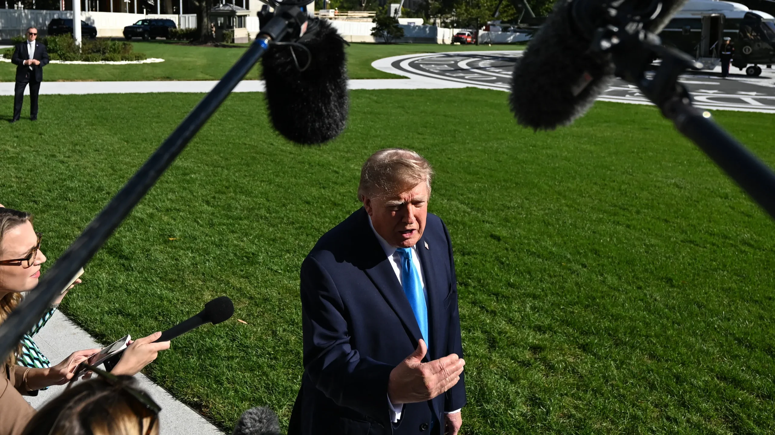 06pol trump ads alt fmcv videosixteenbynine3000
