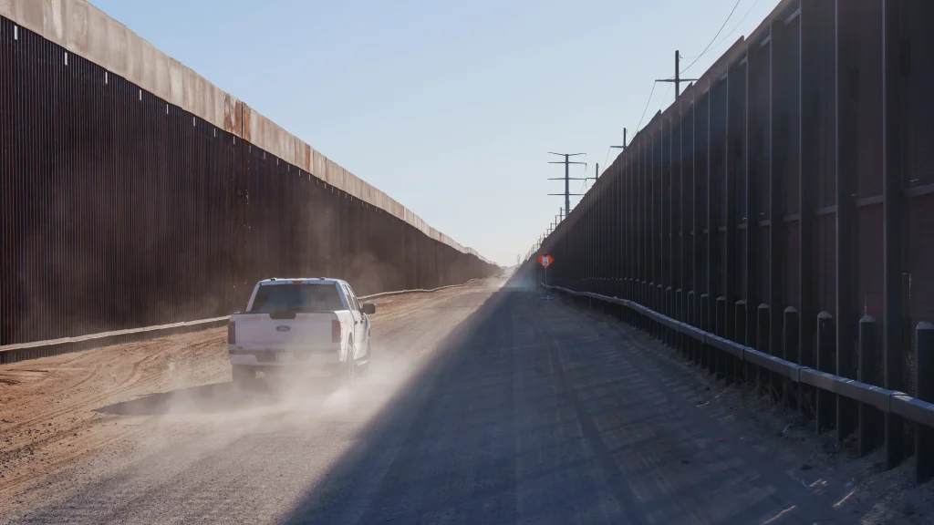 16dc drones border gthv videosixteenbynine3000