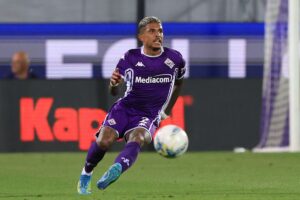 Barcelona ‘monitoring’ situation of Fiorentina star