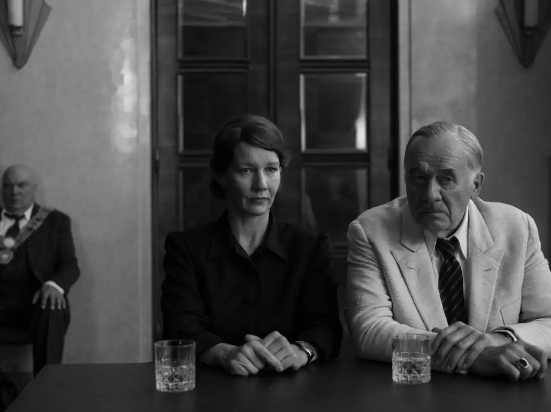 Sandra Hüller plays Erika and Hanns Zischler is Thomas Mann in Fatherland.